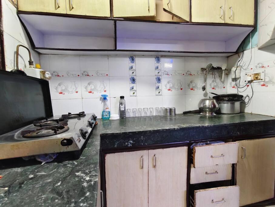 Peaceful Stay 1 Bhk Appartment 뉴델리 외부 사진