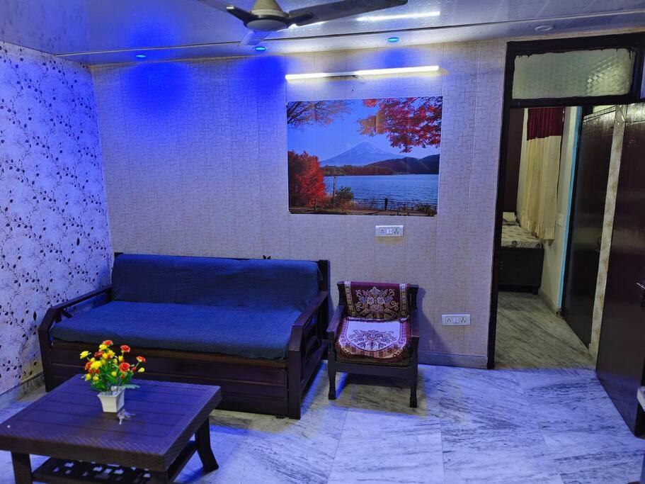 Peaceful Stay 1 Bhk Appartment 뉴델리 외부 사진