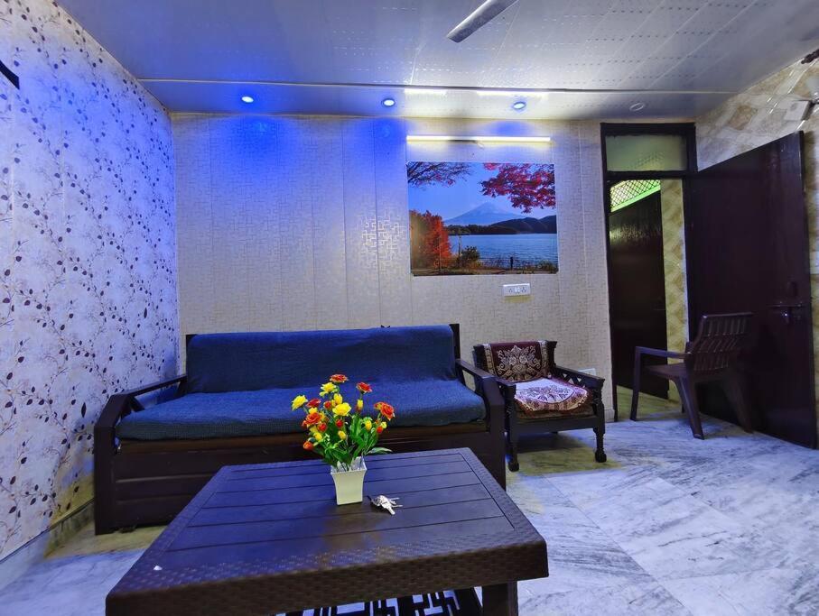 Peaceful Stay 1 Bhk Appartment 뉴델리 외부 사진